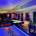 Gruppenunterkunft-klein-holland-harz-aussergewoehnlich-und-einzigartig-mit-grossartiger-unterhaltung-fuer-jedes-alter-fuer-bis-zu-24-personen Casa de Férias *