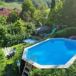 Gruppenunterkunft-klein-holland-harz-aussergewoehnlich-und-einzigartig-mit-grossartiger-unterhaltung-fuer-jedes-alter-fuer-bis-zu-24-personen Casa de Férias *